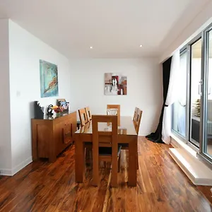 https://penthouse-western-harbour.edinburghhotelsuk.org