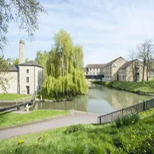 Travelodge Bath Waterside
